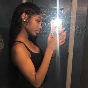 Meet your Posher, Niya